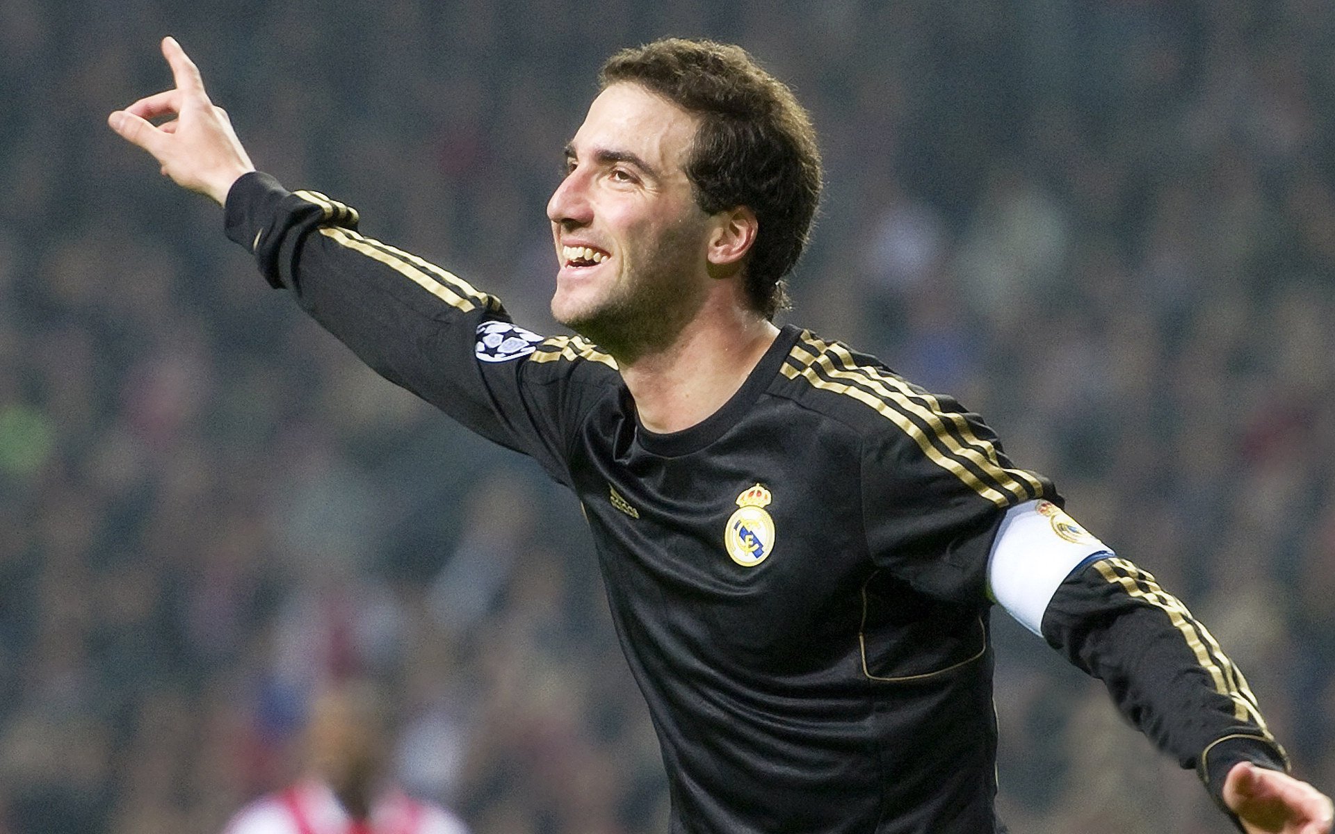 开云APP-当布鲁诺在巴林接管比赛,苏格兰的阴影正笼罩爱尔兰